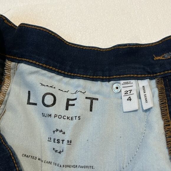 Loft Modern Skinny Jeans Mid Rise Dark Wash Size 4 NWOT - Picture 4 of 6
